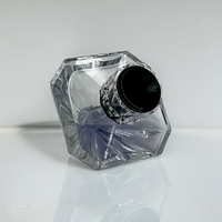 Hochwertige 70ml Luxus-Parfüm flasche mit Pyramiden-Design Kegelform Flache Oberfläche Siebdruck Luxus Köln