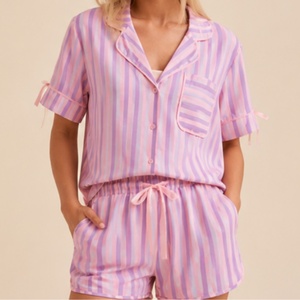 Wholesale Elegant Classic Fashionable Cotton Stripe Pijama Women's <strong>Pajamas</strong> Sets Breathable Stylish <strong>Christmas</strong> Plus Size Sleepwear - Product Image 1