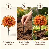 Boule de topiaire artificielle en fleurs d'automne avec piquets de fixation au sol, résistante aux UV, fausses plantes pour décoration extérieure, porche, jardin, cour, patio