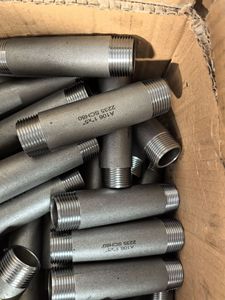 원활한 스테인리스 스틸 니플 304/316-주조 NPT (3/8 "" "X <span class=keywords><strong>1</strong></span>-<span class=keywords><strong>1</strong></span>/2" ") 로 나사산 처리 된 양쪽 끝, 배관 시스템에 적합 - Product Image 4