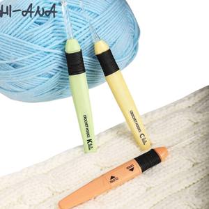 Portable LED Lumineux Crochet Set 9 Modèles En Plastique Chandail Cheveux Aiguilles À Coudre Kit D'accessoires pour Lumineux Tricotage Cheveux Tressage - Product Image 1