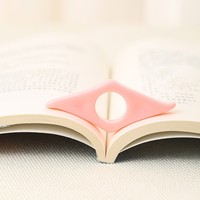 Support de page de livre en gros, marque-page en acrylique pour le pouce, accessoires de lecture, cadeaux pour lecteurs