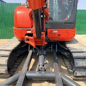 Machinerie d'occasion - Mini-excavatrice U55 de 5,5 tonnes, excavatrice hydraulique sur chenilles avec chenilles en caoutchouc pour travaux d'aménagement paysager et de construction, en stock - Product Image 5