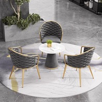 Ensemble de meubles de restaurant GEDO, design moderne, chaise en tissu simple et table ronde