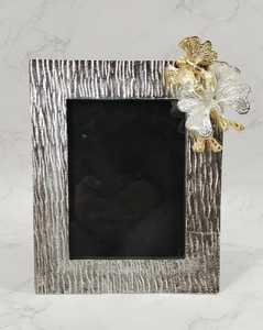Decorative Durable Metal Rectangle <b>Photo</b> <b>Frame</b> with Floral Design Luxury Home Decor <b>Gift</b> for Elegant Tabletop Use - Product Image 4
