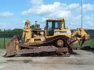 Topadora Cat D8R Usada Confiable con Motor y Caja de Cambios - Capacidad de Topado de 7.5m, Potencia de 320HP, Productividad Comprobada en Condiciones Difíciles - Product Image 5