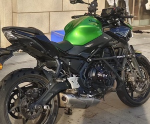 <span class=keywords><strong>Kawasaki</strong></span> <span class=keywords><strong>Z650</strong></span> - Moto sportive Naked à bicylindre en parallèle de 650 cm3 - Product Image 3