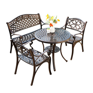 Ensemble de jardin en aluminium moulé, table et chaises de patio extérieur 4 places, résistant à l'eau, style traditionnel, mobilier de cour - Product Image 1
