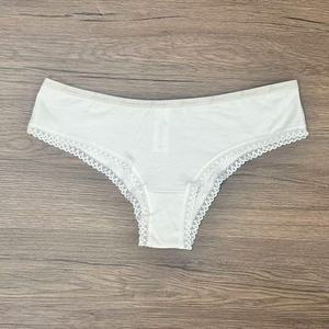 Culottes pour jeunes femmes à taille basse, respirantes, avec bordure en dentelle douce et finition lettrée, coupe mi-hanche - Product Image 6