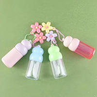 Tube de brillant à lèvres 4,5 ml avec porte-clés fleur, emballage de baume à lèvres, conteneurs de brillant à lèvres pour marque privée