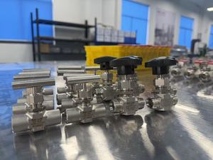 Raccord d'instrumentation à double ferrule Lok Needle 400 UNS N04400 Femelle-Mâle 6000 psi haute pression pour applications marines - Product Image 6