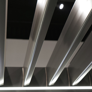 Pergola motorisée d'extérieur avec éclairage LED, facile à assembler, en <span class=keywords><strong>aluminium</strong></span> thermolaqué pour terrasse de jardin, directement de l'usine - Product Image 6
