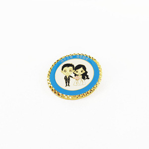 Nouvelle collection : Broches personnalisées en alliage de zinc émaillé souple, style Q, <span class=keywords><strong>2D</strong></span>, thème anime, illustration de couple simple et mignonne, rondes, sur le thème de l'amour. - Product Image 3