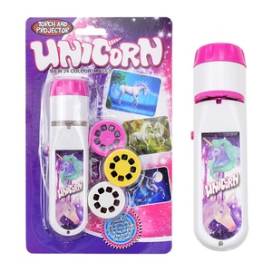 Linterna de Proyección con Patrones de Luz para Cuentos Infantiles, Juguete Educativo Temprano para la Cama, Hecho de Plástico Resistente - Product Image 4