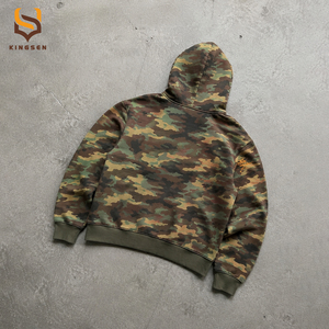 ผู้ผลิตเสื้อผ้า เสื้อฮู้ดดี้ปักลายสตรีทแวร์แบบกำหนดเอง ลายพรางทหาร เสื้อฮู้ดดี้ซิปแบบหนาสำหรับผู้ชาย เสื้อฮู้ดดี้ครอปสำหรับผู้ชาย - Product Image 2