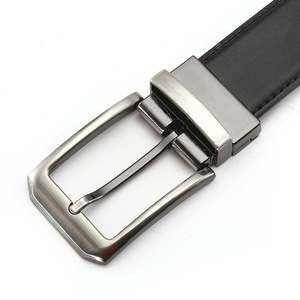 Cinto de Couro Genuíno para Homens com Fivela Personalizada OEM ODM, Cinto de Negócios Reversível e Rotativo de Dupla Face - Product Image 3