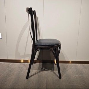 Ghế tiệc bọc nệm chân cong chữ X sắt đen - Product Image 2