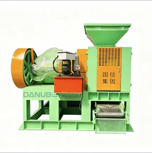 Machine automatique de briquetage de charbon de bois, machine de formage de boulets de poudre de biomasse haute pression - Product Image 1