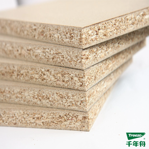 Pannello <span class=keywords><strong>OSB</strong></span> in Pino Treezo, Spessore 9-25mm, Dimensioni Personalizzabili, Finiture Multiple, Pannello Melaminico Bifacciale per <span class=keywords><strong>Pannelli</strong></span> Posteriori di Armadi - Product Image 2