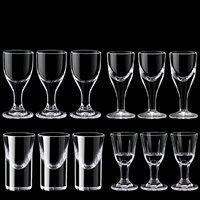Vente en gros de lunettes de tir modernes personnalisées Mini cristal Design Style mignon Vodka Verres à liqueur à vin Différentes options de capacité