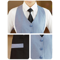 Tablier de serveur personnalisé gris avec logo, col en V et boutons pour uniforme de restaurant – Vente en gros