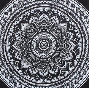 Housse de couette et 2 taies d'oreiller Queen Size, style Boho, motif Mandala Indien Ombré Noir et Blanc - Product Image 4