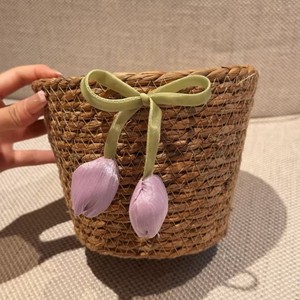 Handmade Woven Storage Basket Round Straw Tulip Decor Desktop Organizer Office Supply - Product Image 2