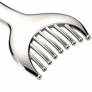 Peigne Gua Sha KINWONG 2-en-1 en alliage de zinc pour <span class=keywords><strong>massage</strong></span> du cuir chevelu, démêlant, grattoir pour le visage et le corps, personnalisable OEM, vente en gros - Product Image 3