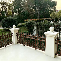Rampe en alliage d'aluminium pour le balcon de la villa, rampe en tube carré en aluminium soudé pour la main courante d'escalier