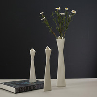 Vase en céramique minimaliste de style nordique INS, ornement, récipient à fleurs, vente en gros, exclusivité e-commerce transfrontalier, dropshipping
