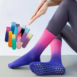 Groothandel Tie-Geverfde Anti-Slip Vloer Oefensokken Zacht Katoen Fancy Geleidelijke Verandering Kleuren Vrouwen Yoga Sokken