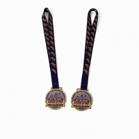 Médaille personnalisée pour les sports, récompense de triathlon personnalisée, trophée de course gravé avec cordon, cadeau unique pour la compétition de marathon