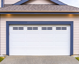 Puerta de garaje residencial seccional automática de acero 16x8 inteligente moderna con accesorio de motor para hogares - Product Image 3