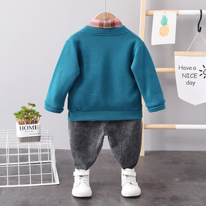Ensemble 3 pièces de vêtements pour bébés garçons : Manteau en coton bleu et pantalon, style occidental, vente en gros - Product Image 2