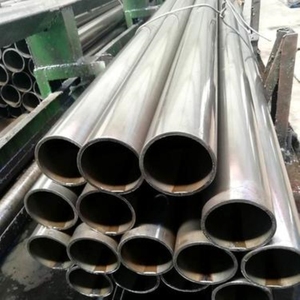 ท่อเหล็กกล้ารีดร้อนความแม่นยำสูง ขนาดใหญ่/เล็ก 1020/42CrMo ASTM A36 ท่อคาร์บอนไร้รอยต่อแบบแคปิลลารี 6 ม. 12 ม. ท่อส่งน้ำมัน API - Product Image 3