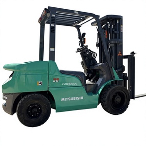 Montacargas Usados Originales Japoneses Mitsubishi con Motor Diésel de 3 Toneladas en Stock - Product Image 1