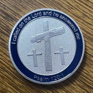 Moneda conmemorativa de manos rezando: regalo religioso personalizado y obra de arte inspiradora | Pedido a granel para <span class=keywords><strong>iglesia</strong></span>/reventa - Product Image 3