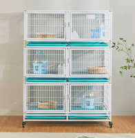Grand pigeonnier à trois niveaux avec conception anti-évasion, structure en acier, nichoirs pour l'élevage domestique et l'accouplement des pigeons