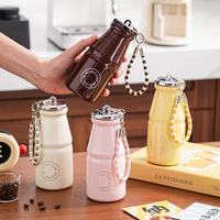 Nouvelle gourde isotherme portable en acier inoxydable pour enfants, mignonne tasse à lait pour enfants avec corde, cadeau idéal pour filles