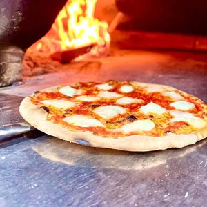 Pala per Pizza Rotonda 158 Cm di Lunghezza 18 Cm di Diametro in Acciaio Inox con Manico in Legno di Faggio per Uso in Forno - Product Image 6