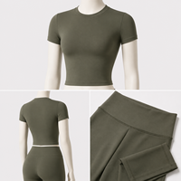 Ensemble de yoga 2 pièces pour femme avec logo personnalisé, col montant, leggings sans couture avant, haut à manches courtes, effet ventre plat, sensation seconde peau, tenue de sport