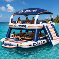 Plateforme flottante gonflable pour parc aquatique avec matelas-canapé surdimensionné pour la détente des clients des complexes hôteliers en bord de mer, utilisation en extérieur