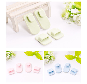 Venta al por mayor 2 piezas de control remoto de almacenamiento gancho para <span class=keywords><strong>llaves</strong></span> gancho de puerta de plástico - Product Image 6