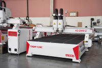 Router CNC de Doble Husillo Independiente 1325 1530 2030 2040 con Control DSP Mach3, Servomotor y Alta Eficiencia para Producción por Lotes