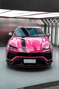 Kit carrosserie en fibre de carbone TOP pour Lamborghini Urus : Lame avant, diffuseur, spoiler, capot moteur, passages de roues, pare-chocs Urus - Product Image 2