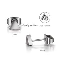 Pendientes de Titanio Puro Geométricos Clásicos TG, Acabado Cepillado Triangular, Hipoalergénicos Certificados para Orejas Sensibles Unisex