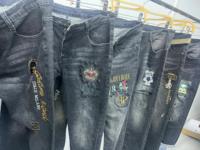 Grosir elegan menawarkan celana Denim Denim pria kualitas Premium celana jeans baru untuk musim dingin dengan harga rendah
