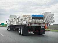 Semi-remorque porte-conteneurs latérale en acier avec pneus 12R22.5, camions semi-remorques 30 pieds, Rimorchio Contenitore 40 pieds, semi-remorque plateau
