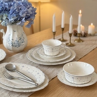 Service de table en céramique de qualité alimentaire, style français vintage, luxe léger moyen-oriental, motif floral en relief, idéal pour le café