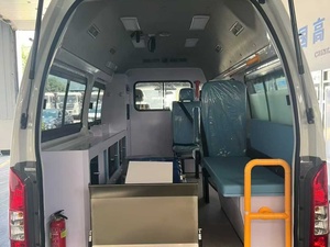 Ambulance de transport et de surveillance Foton G9, ambulance à essence, prix spécial en stock - Product Image 4